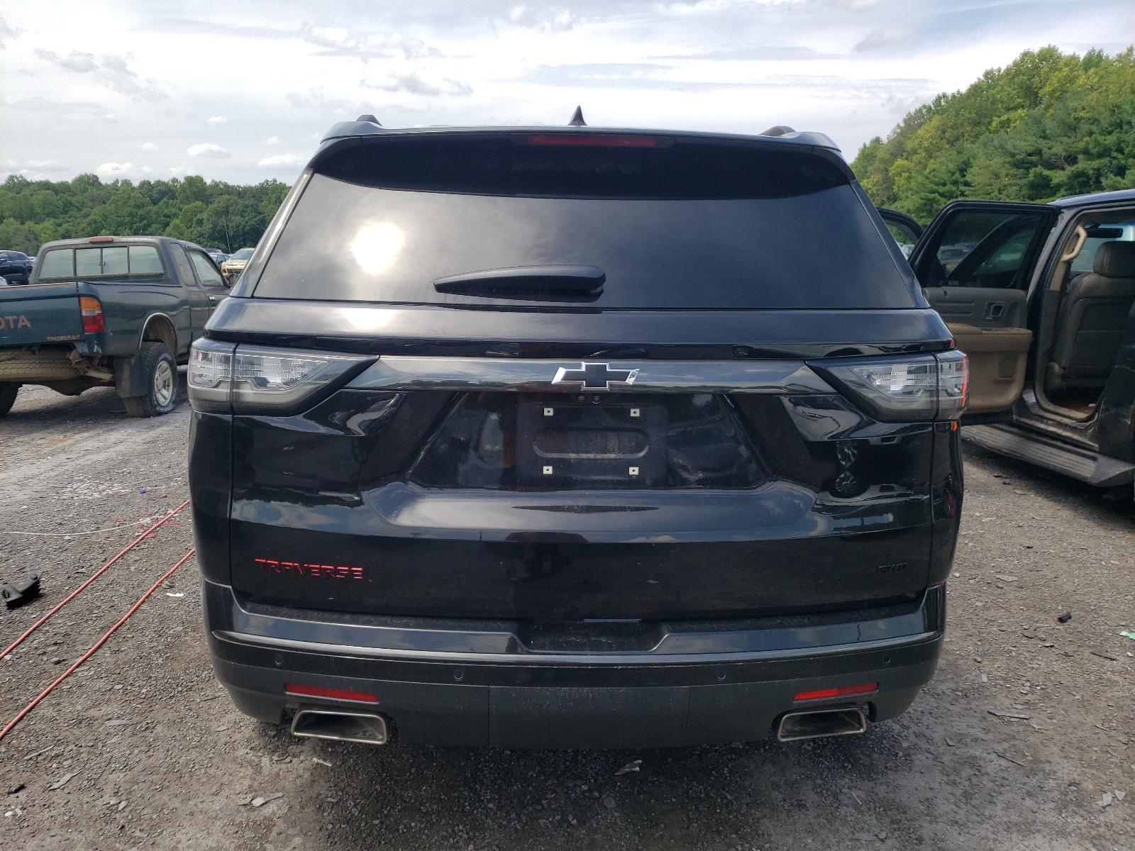 1GNEVKKW5MJ245906 2021 Chevrolet Traverse Premier