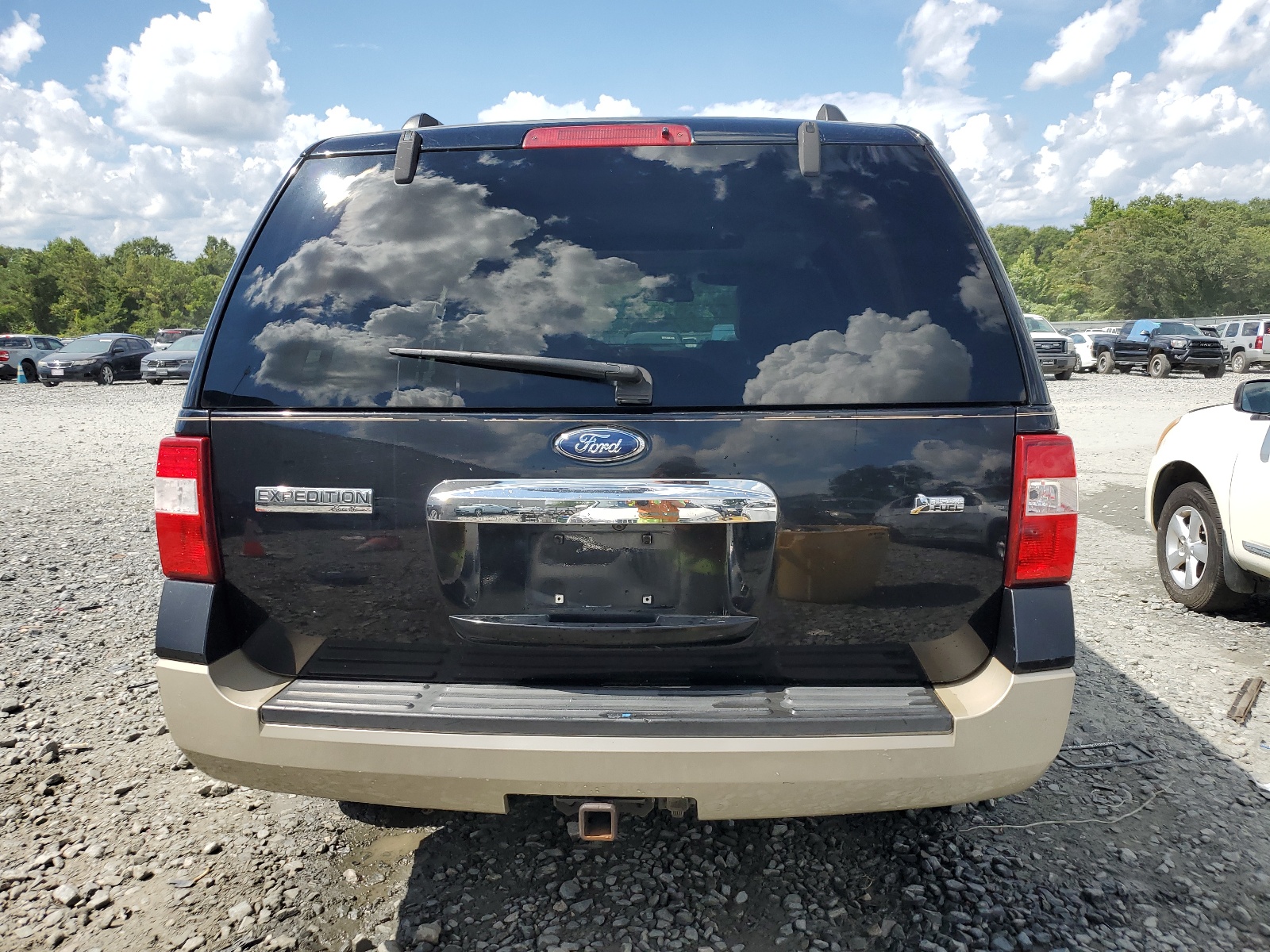 1FMFU17529EB07343 2009 Ford Expedition Eddie Bauer