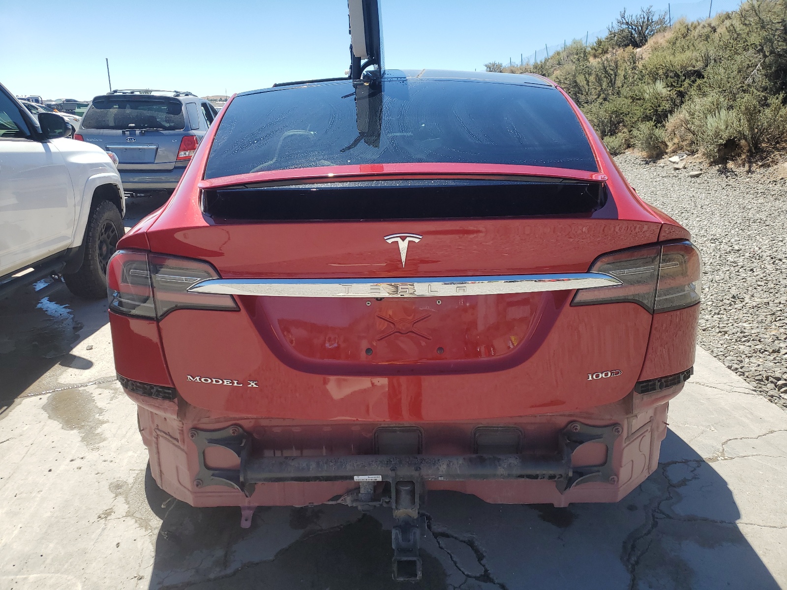 5YJXCDE20JF104899 2018 Tesla Model X