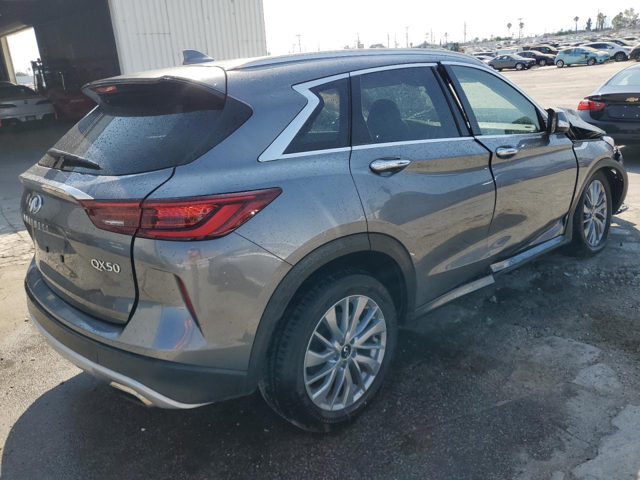 VIN 3PCAJ5BA2RF107120 2024 INFINITI QX50 no.3