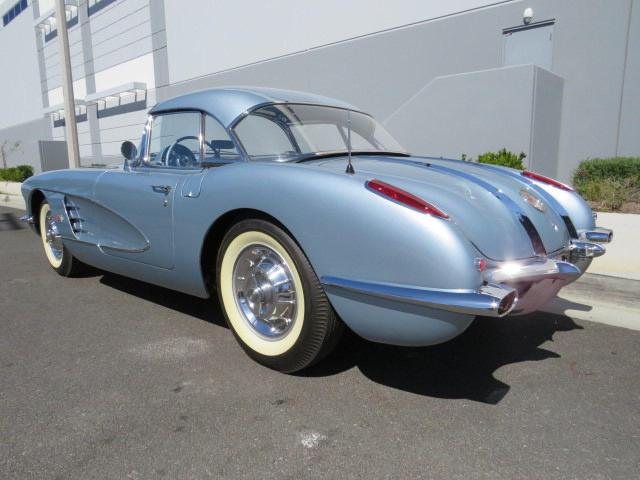 1958 CHEVROLET CORVETTE