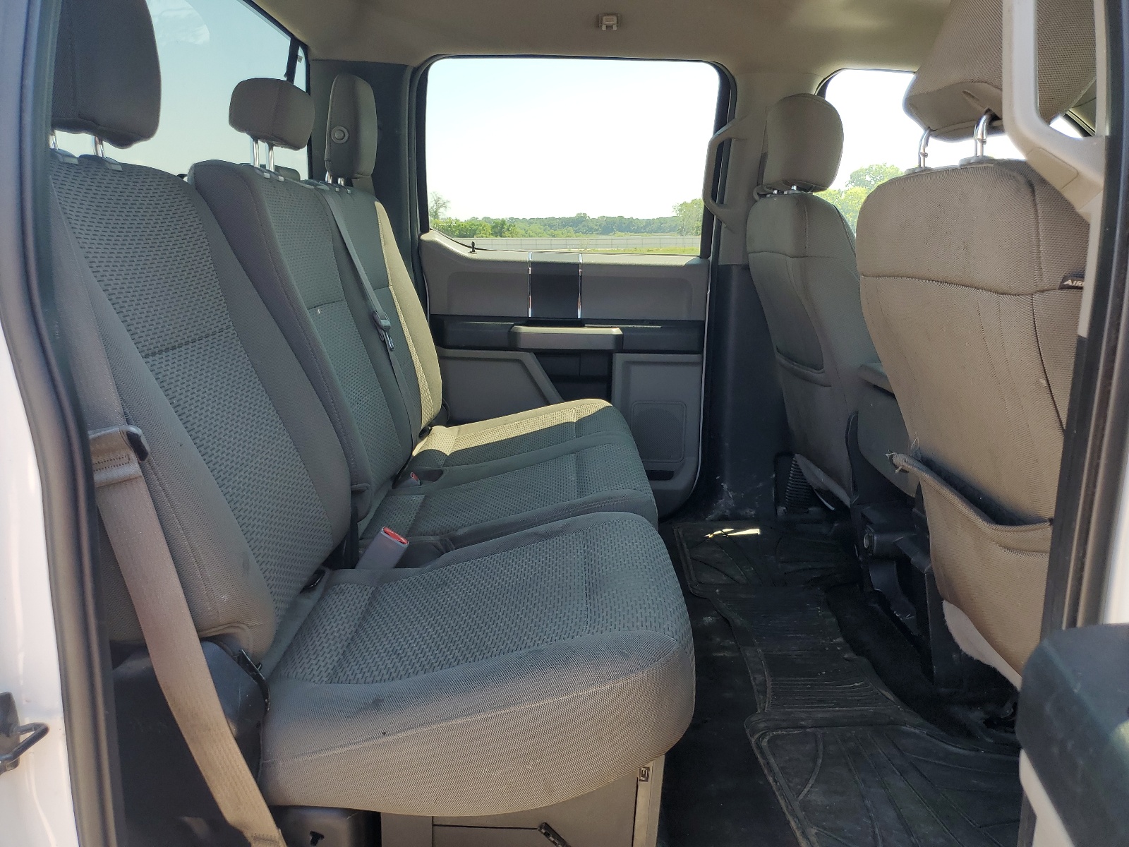 1FT8W3BT7HEE84984 2017 Ford F350 Super Duty