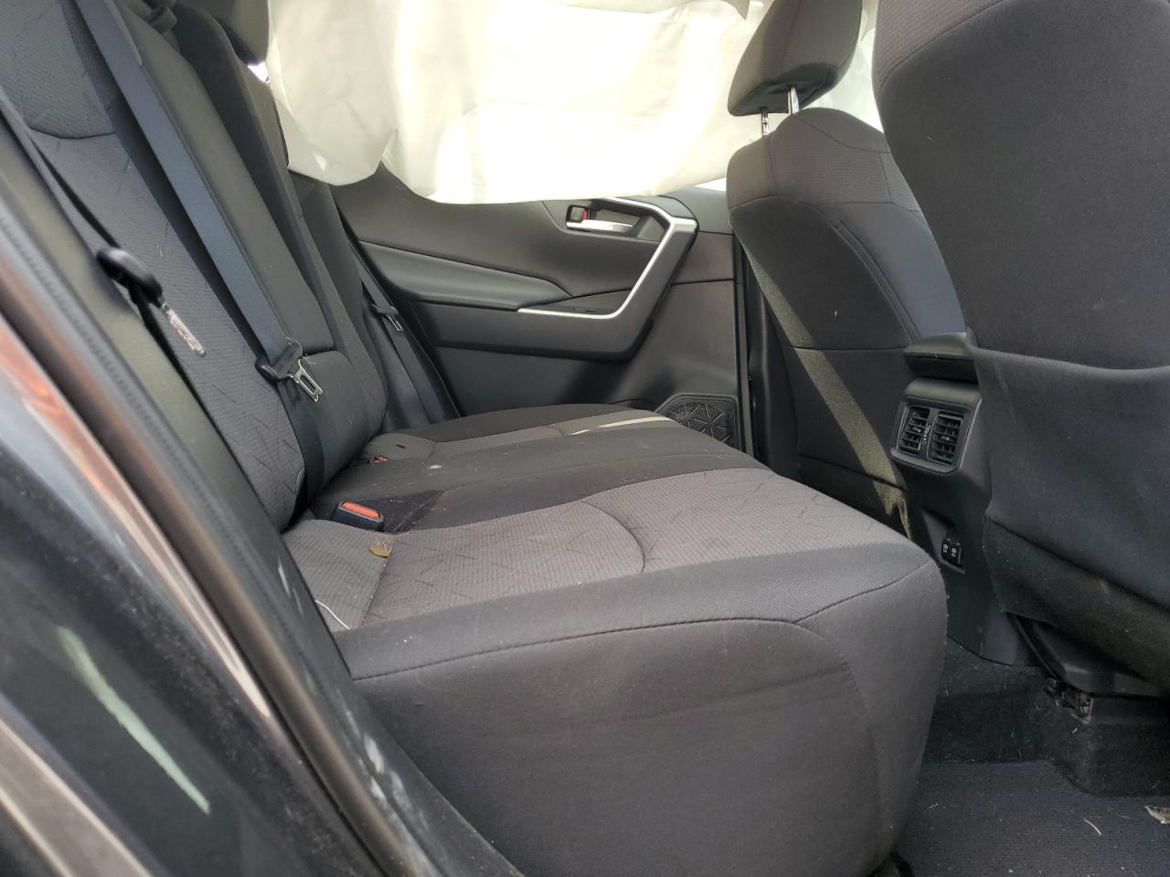 2019 Toyota Rav4 Xle VIN: 2T3W1RFVXKC020108 Lot: 63546274