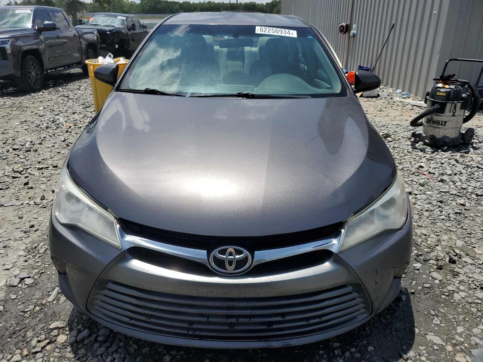 2017 Toyota Camry Le vin: 4T1BF1FK6HU353252