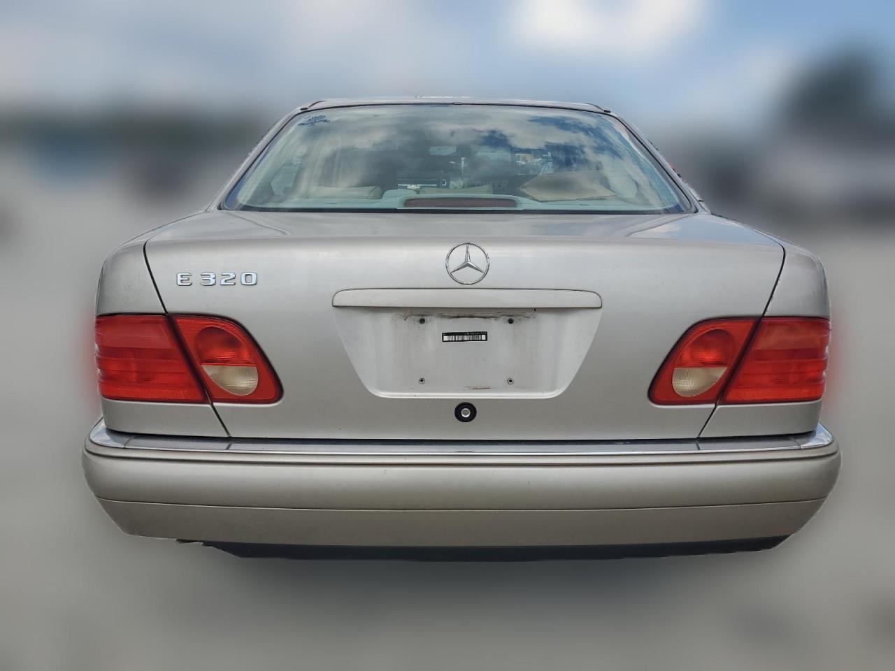 1999 Mercedes-Benz E 320 VIN: WDBJF65H4XA771178 Lot: 63071354