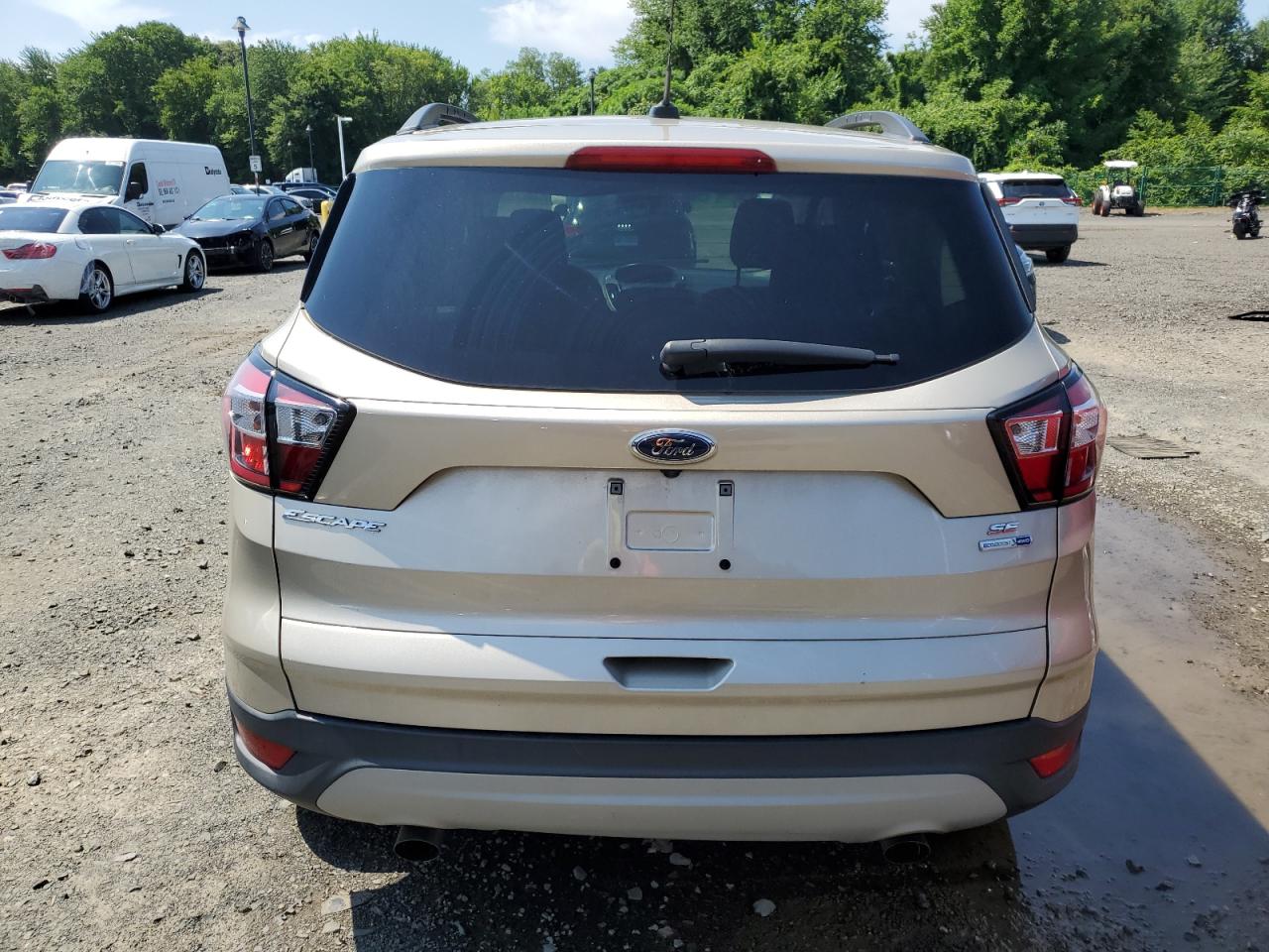 1FMCU9GD0JUD24960 2018 Ford Escape Se