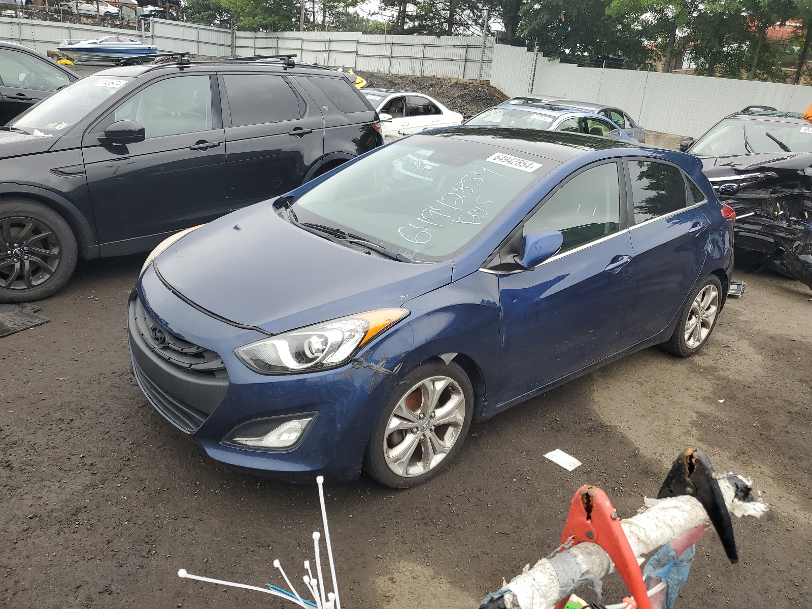 2013 Hyundai Elantra Gt vin: KMHD35LE6DU098538