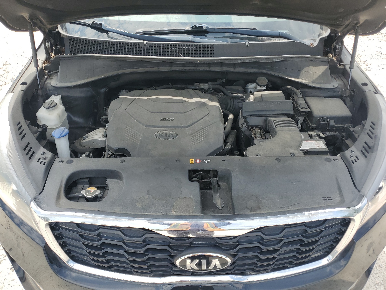 2019 Kia Sorento Lx vin: 5XYPG4A5XKG494876