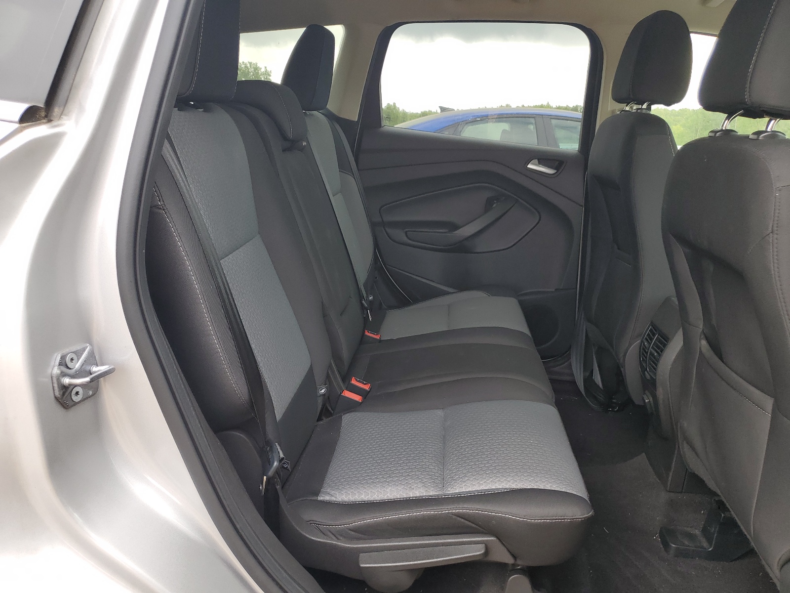 1FMCU0GD2HUC47417 2017 Ford Escape Se