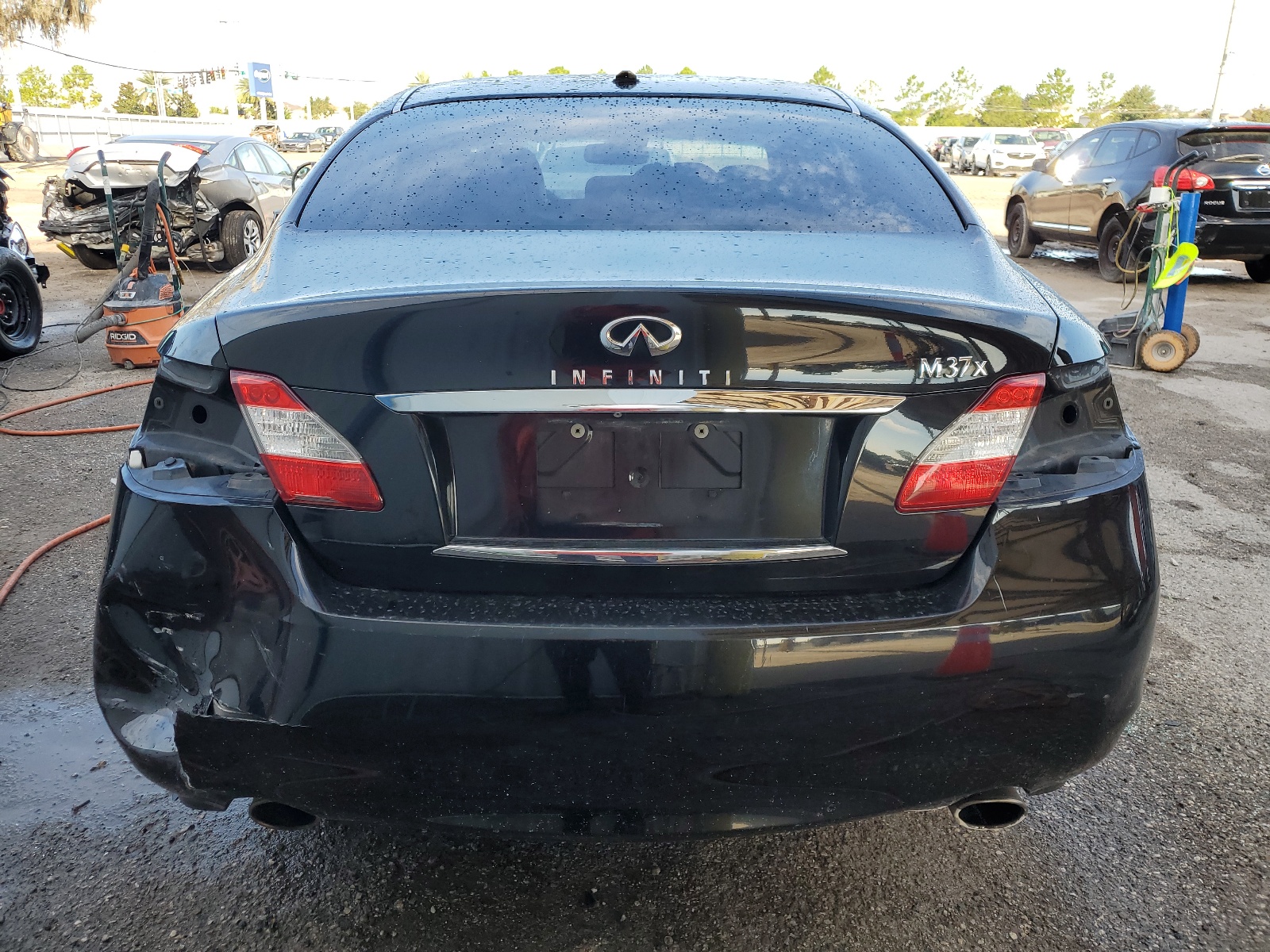 JN1BY1AR2BM374709 2011 Infiniti M37 X