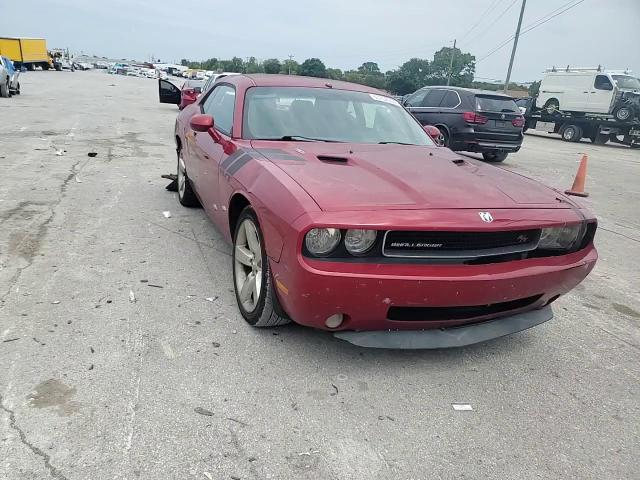 2009 Dodge Challenger R/T VIN: 2B3LJ54T69H609745 Lot: 63752004
