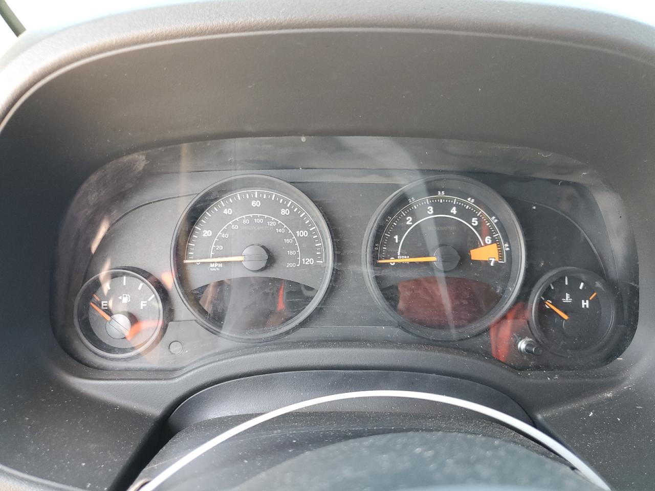 2016 Jeep Compass Sport VIN: 1C4NJCBA2GD811313 Lot: 65195644