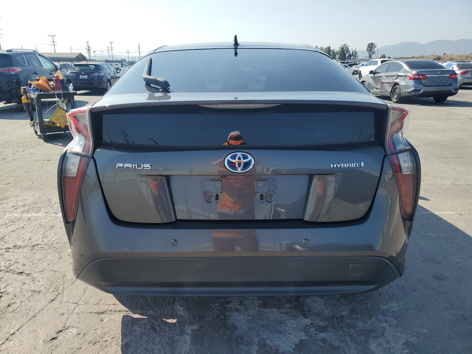 JTDKBRFU7H3578835 2017 Toyota Prius