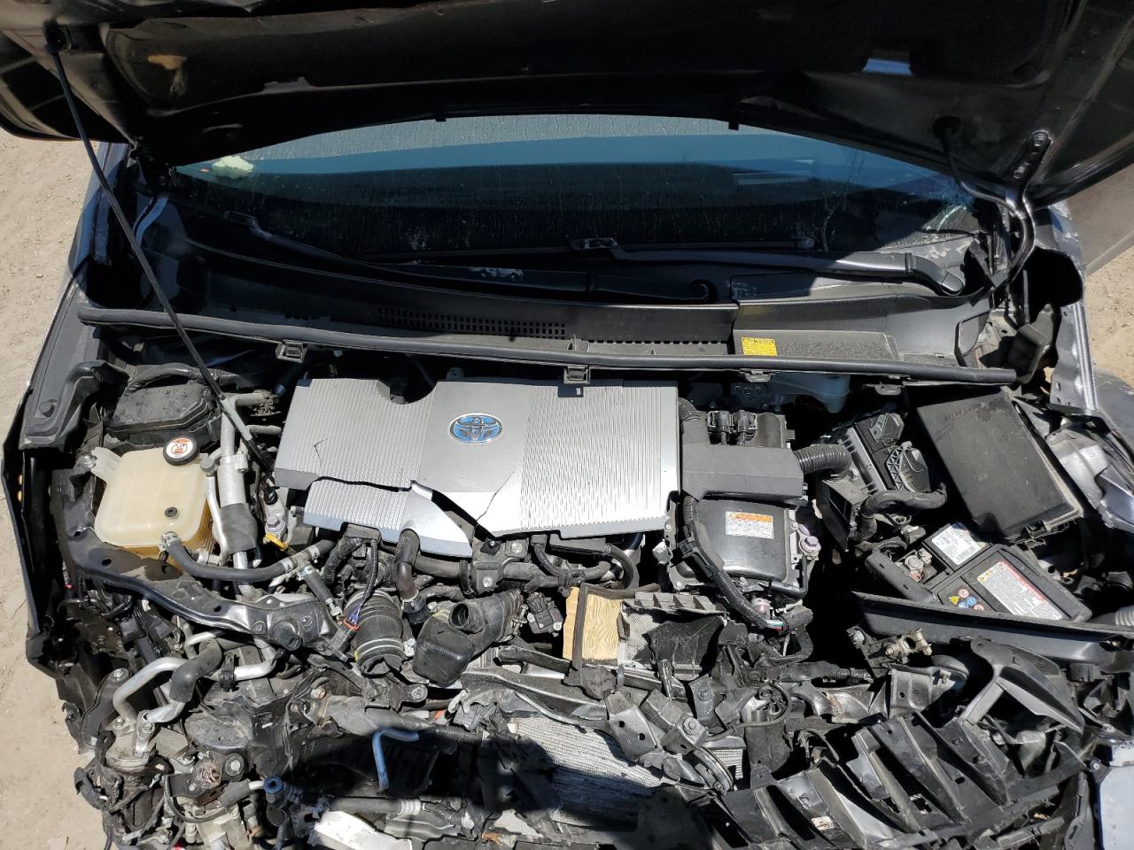 2018 Toyota Prius Prime VIN: JTDKARFP8J3075088 Lot: 64213254