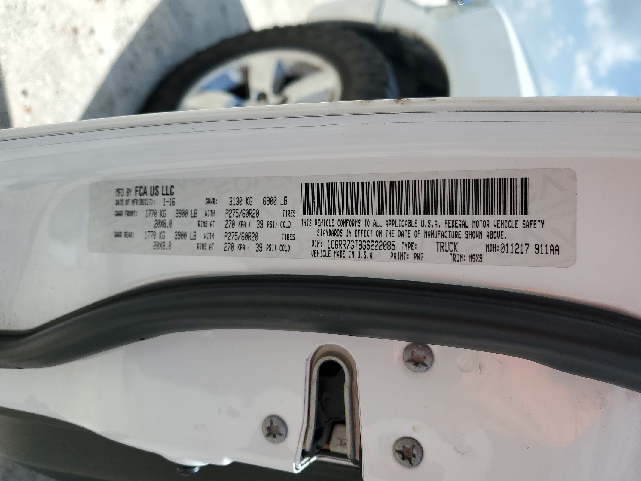 1C6RR7GT8GS222085 2016 Ram 1500 Slt