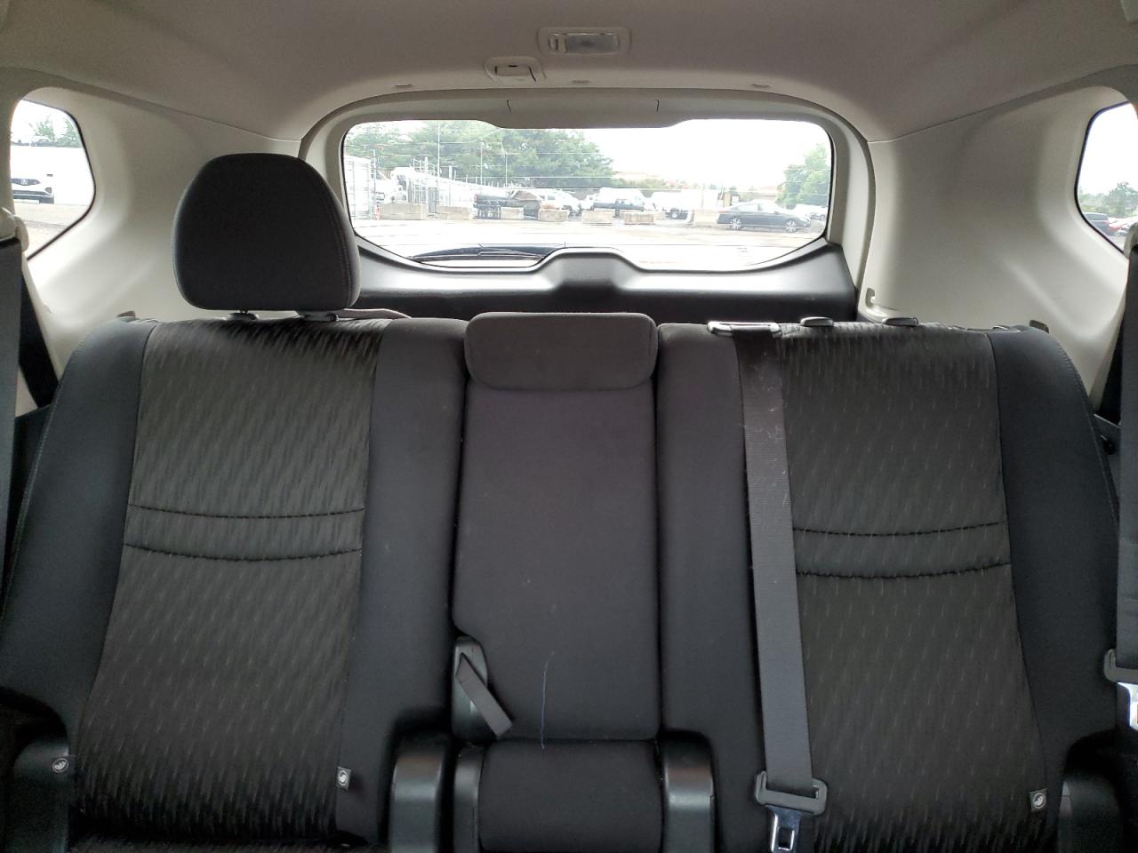 2017 Nissan Rogue Sv VIN: 5N1AT2MV6HC738985 Lot: 64238254