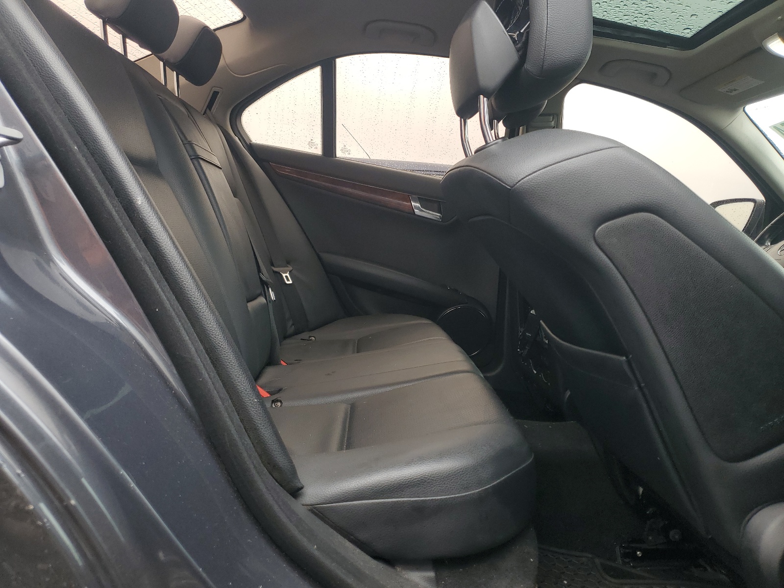 WDDGF81X29R065888 2009 Mercedes-Benz C 300 4Matic