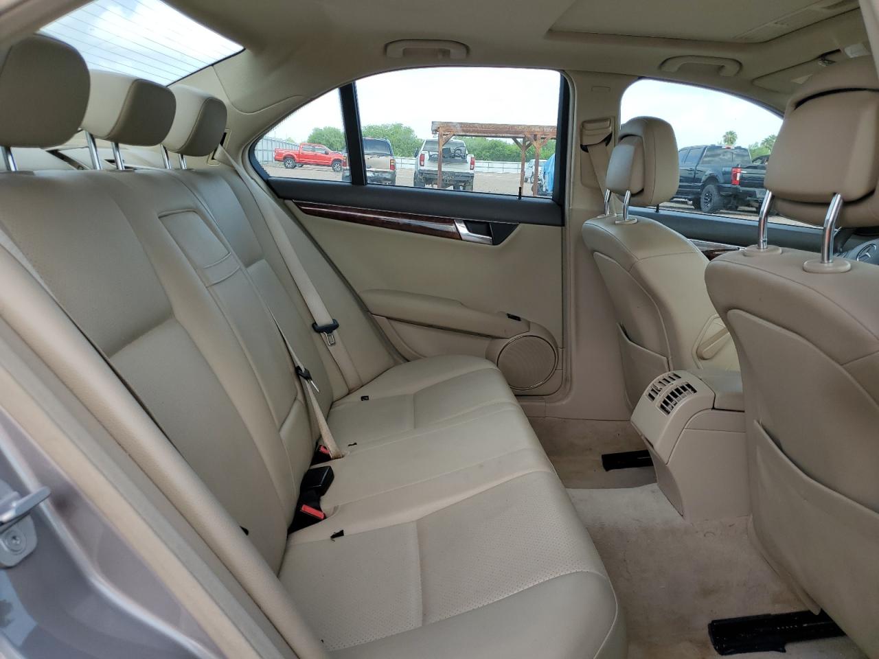 2009 Mercedes-Benz C 300 VIN: WDDGF54X99F261497 Lot: 65170784