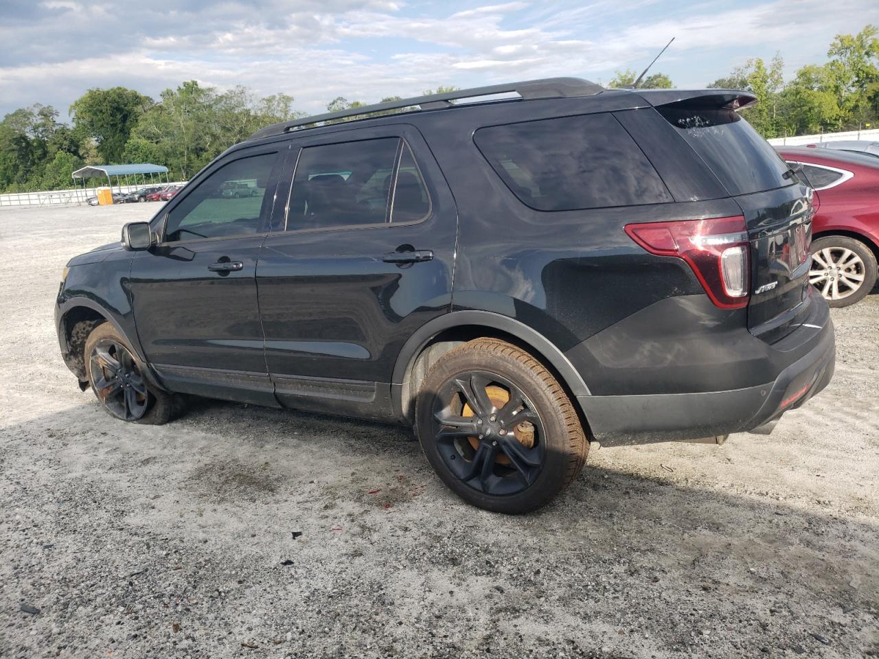 1FM5K8GT8FGB46396 2015 FORD EXPLORER - Image 2