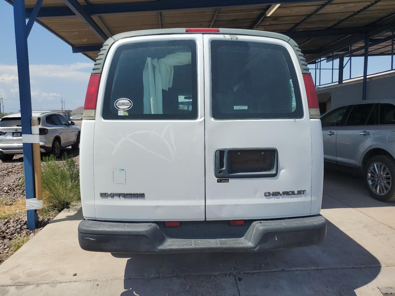 2000 Chevrolet Express G3500 VIN: 1GCHG39R3Y1250890 Lot: 63313864