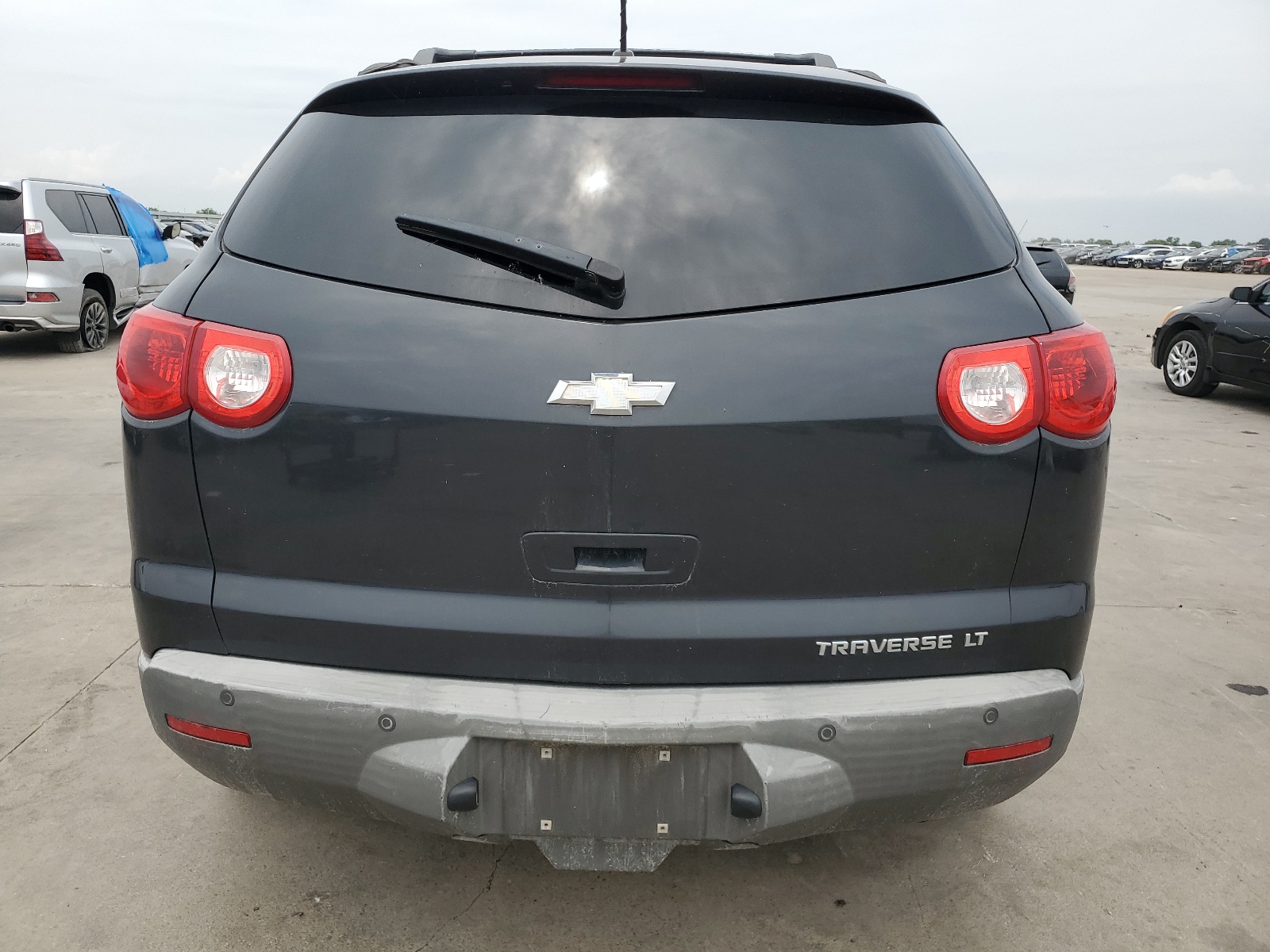 1GNKRGED8CJ125661 2012 Chevrolet Traverse Lt