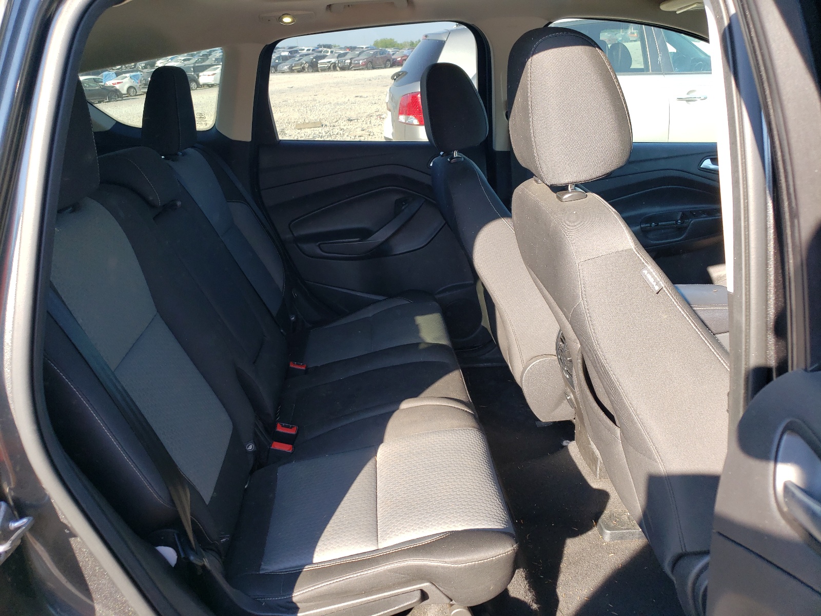 1FMCU9G9XHUA24459 2017 Ford Escape Se