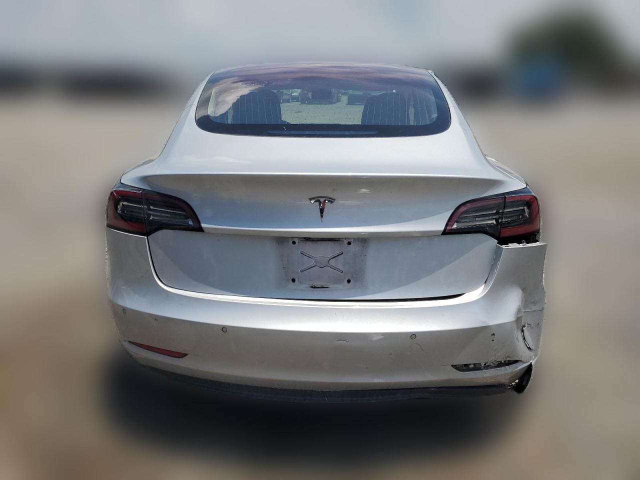 2018 Tesla Model 3 VIN: 5YJ3E1EA6JF008760 Lot: 64476194