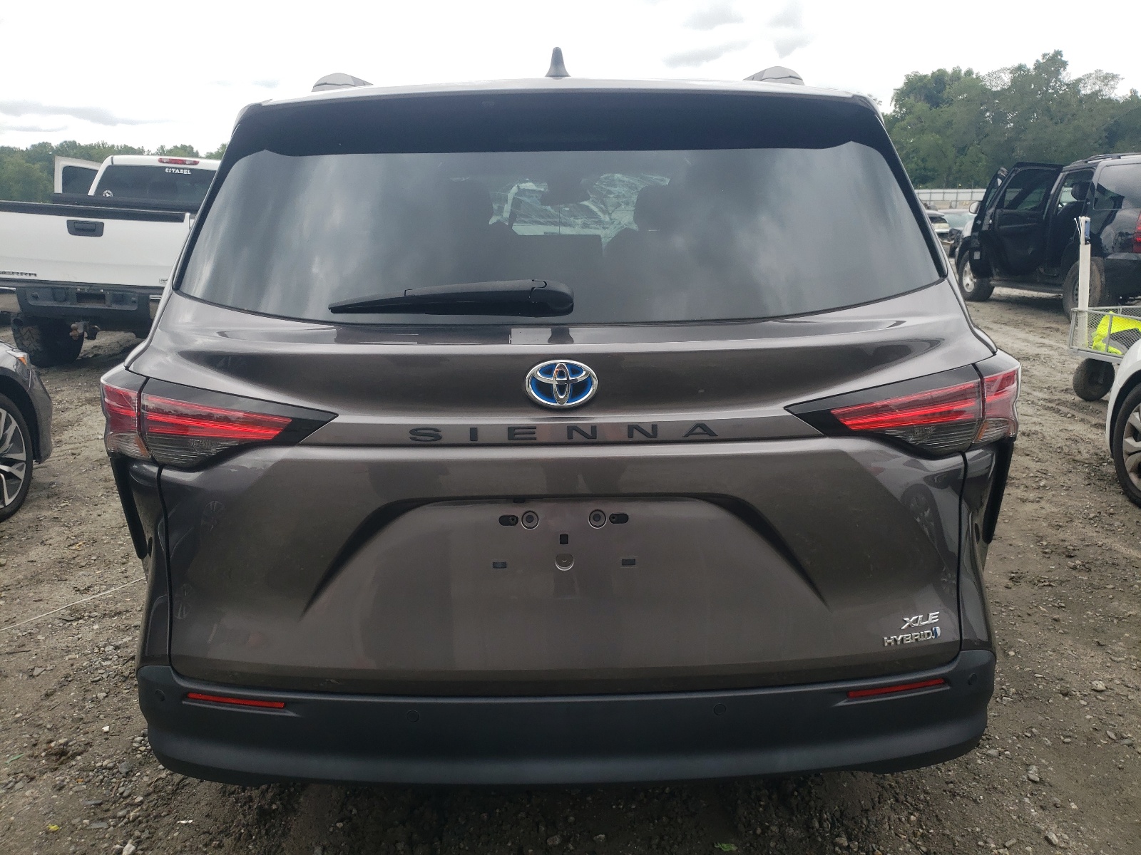 5TDYRKEC7MS028064 2021 Toyota Sienna Xle