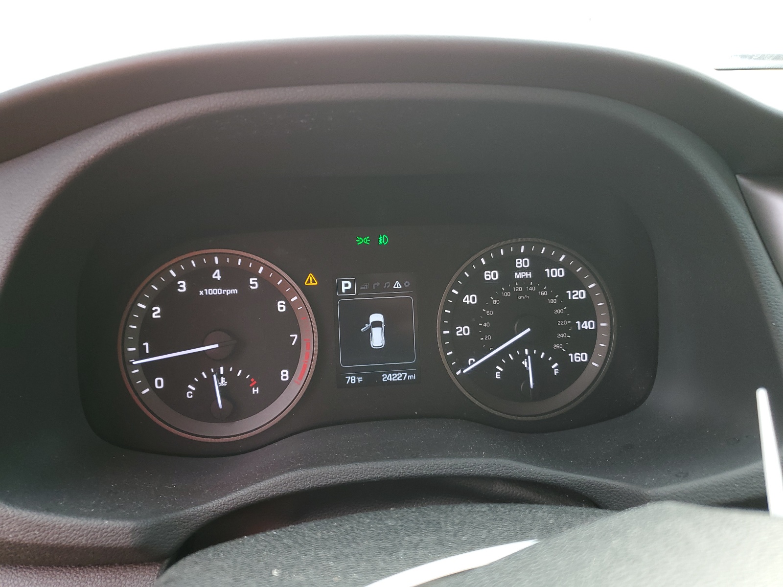 KM8J33A48JU694053 2018 Hyundai Tucson Sel