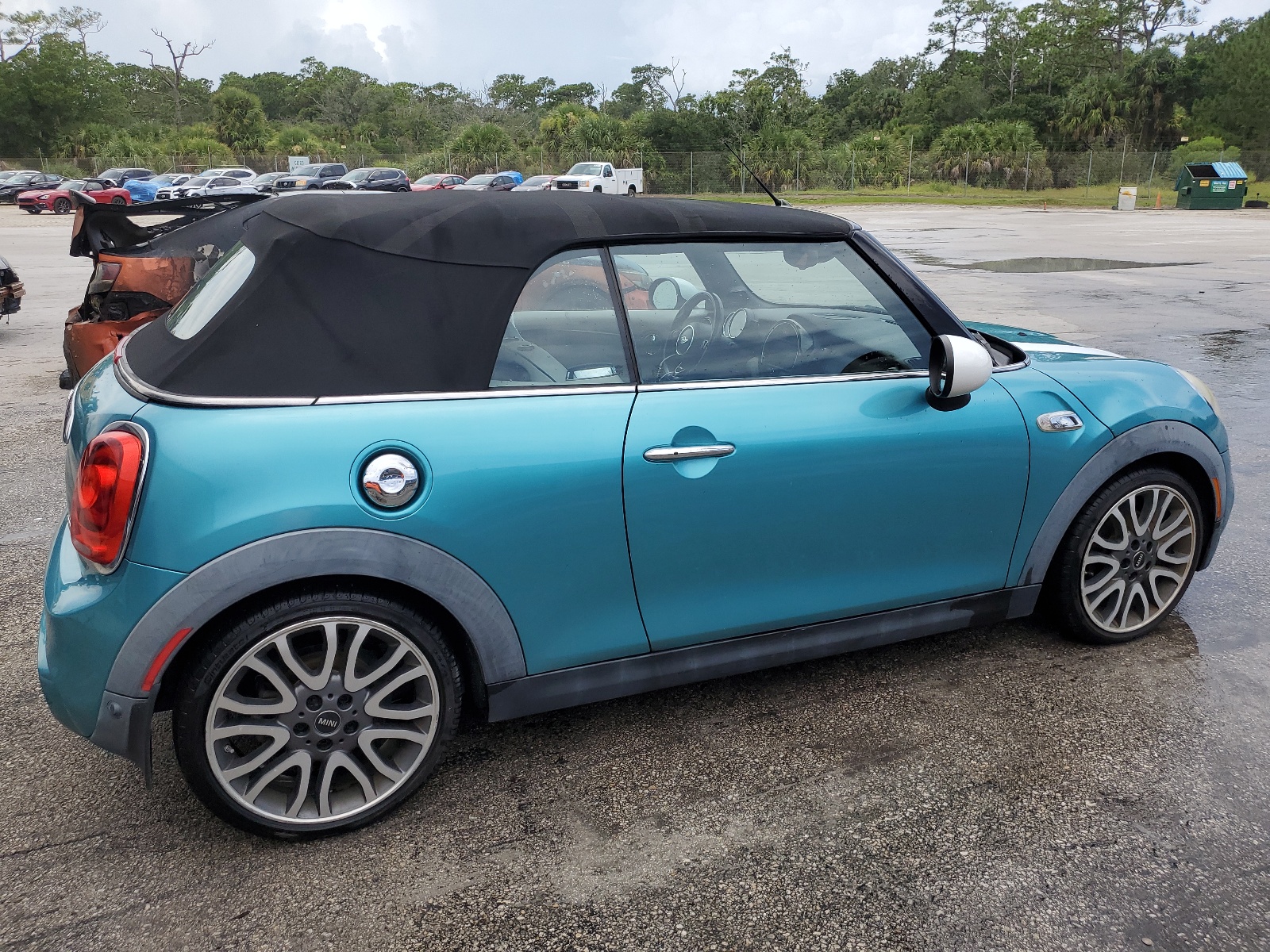 2017 Mini Cooper S vin: WMWWG9C31H3C82417