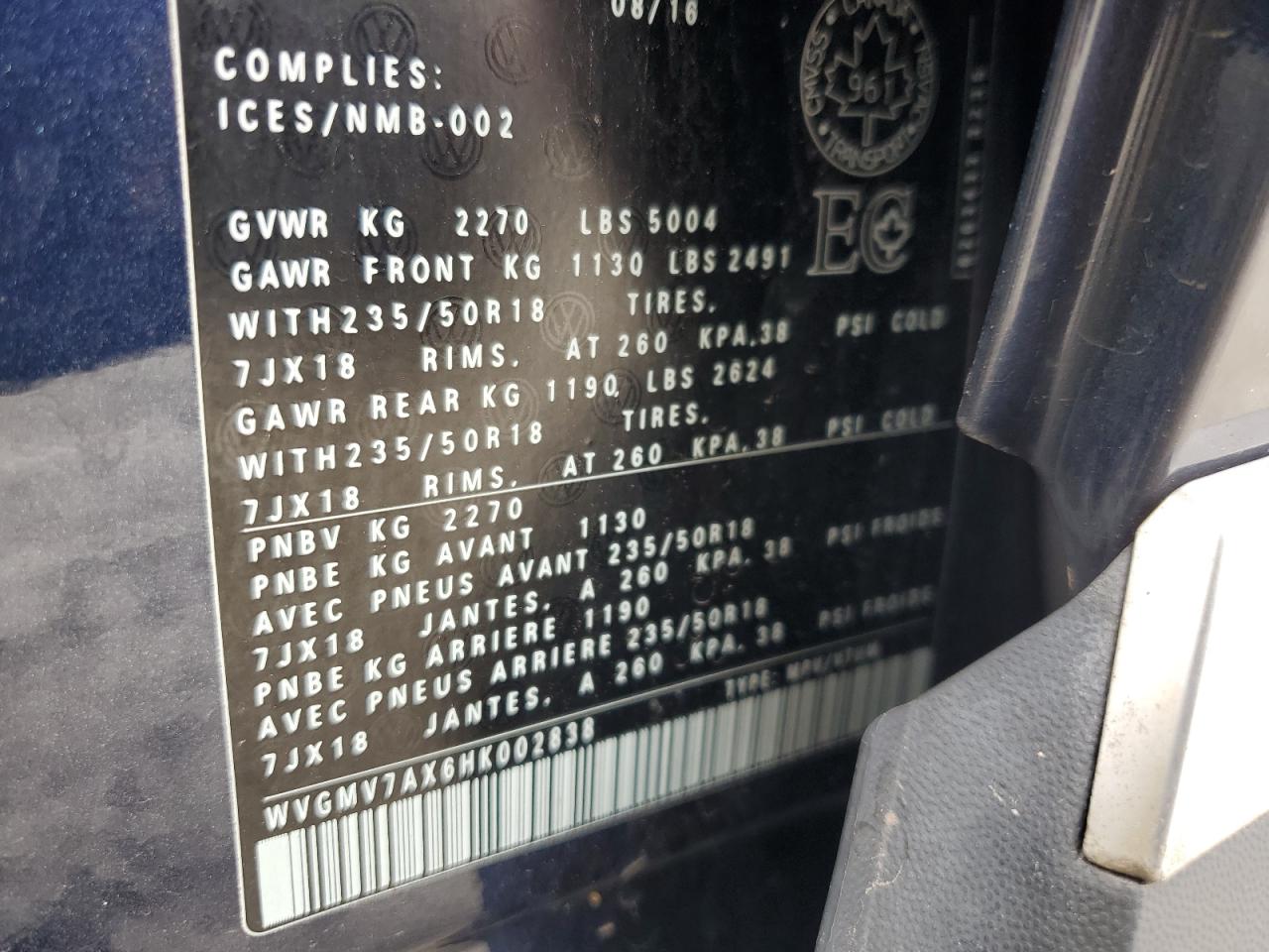 2017 Volkswagen Tiguan - Image 12