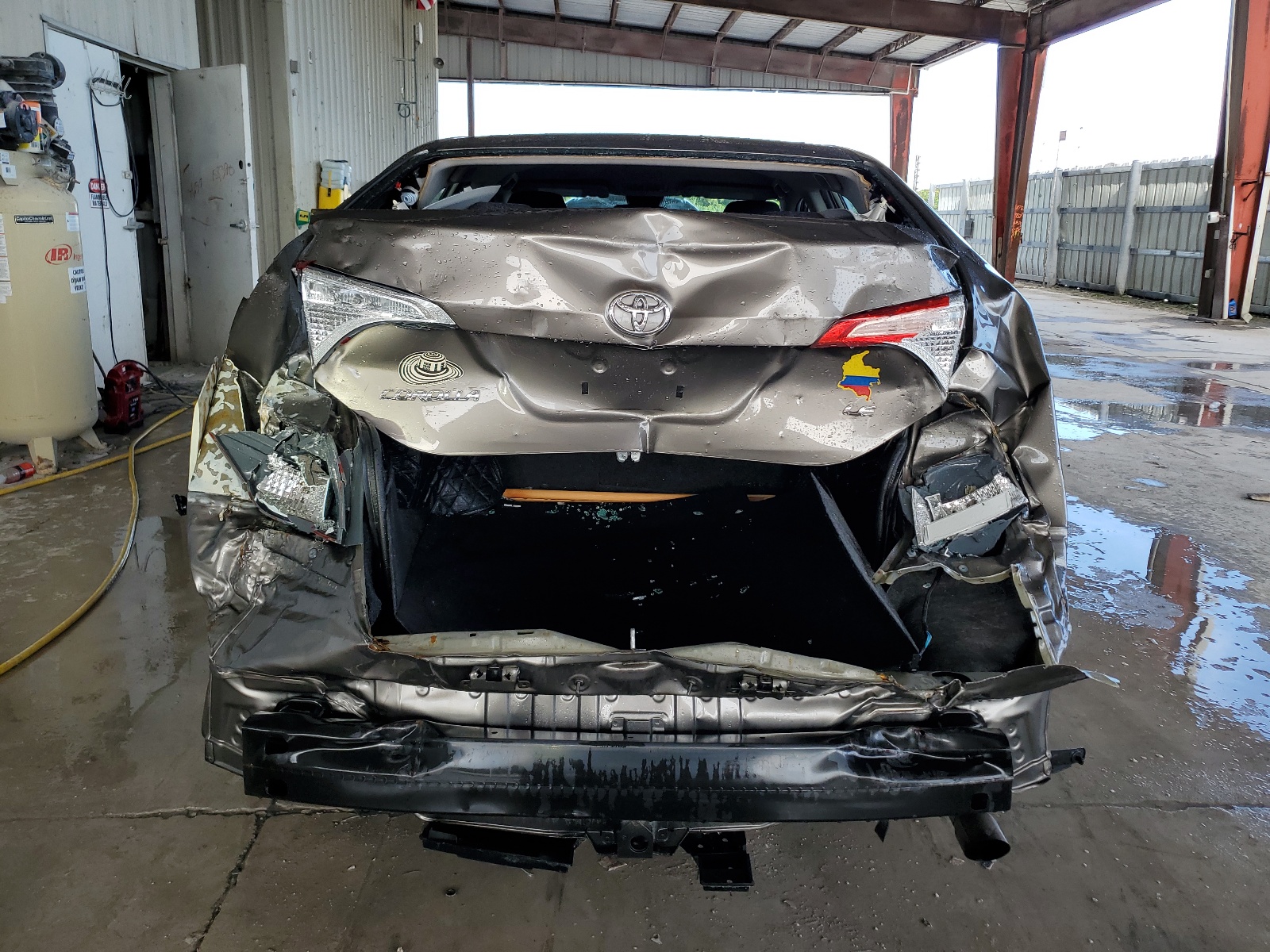 2019 Toyota Corolla L vin: 2T1BURHE0KC186066