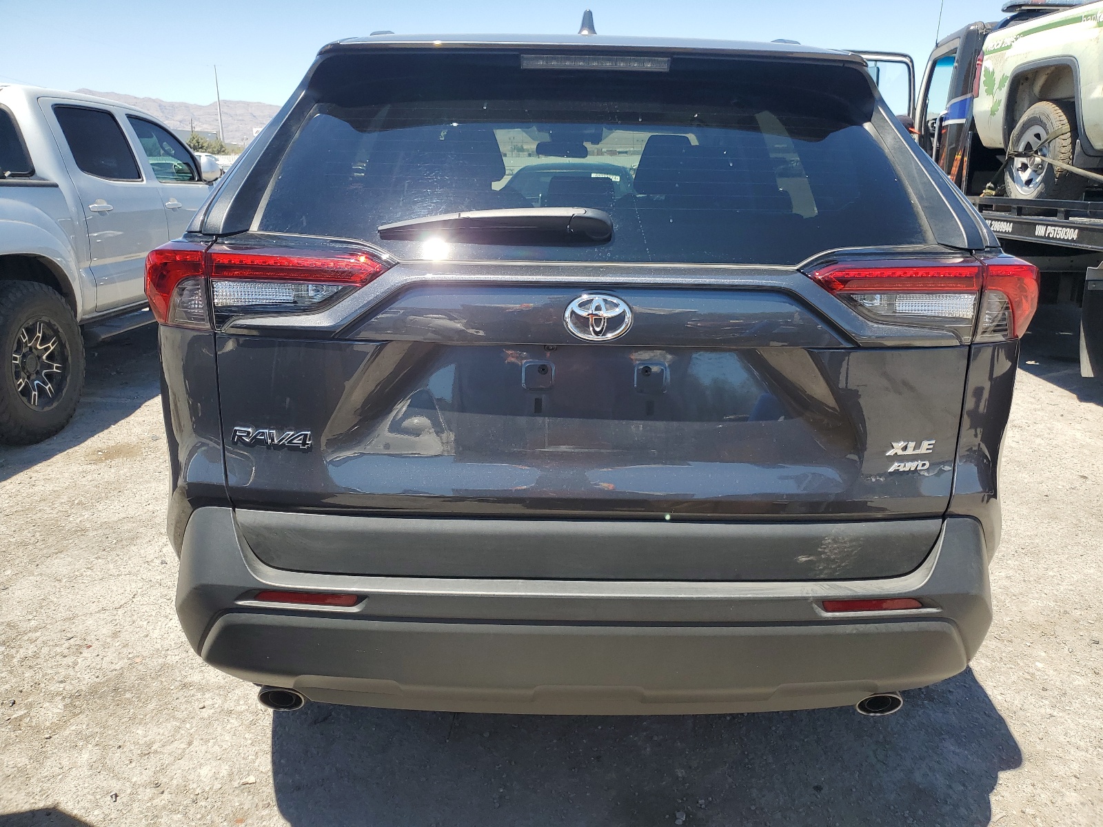 2T3P1RFV9MW144781 2021 Toyota Rav4 Xle