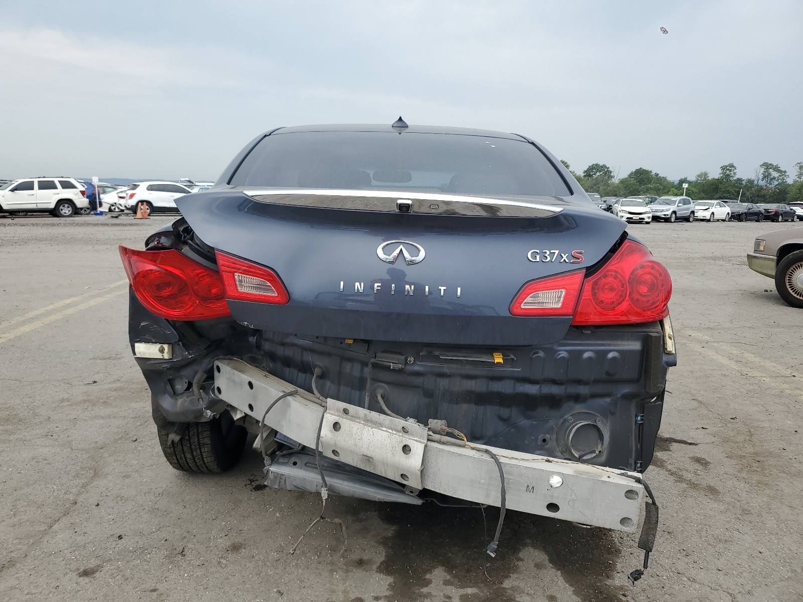 JN1CV6AR9BM412141 2011 Infiniti G37