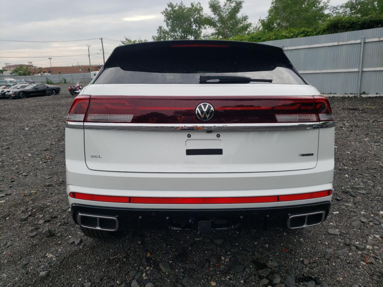 2024 Volkswagen Atlas Cross Sport Sel R-Line VIN: 1V2AE2CA9RC235996 Lot: 63629064