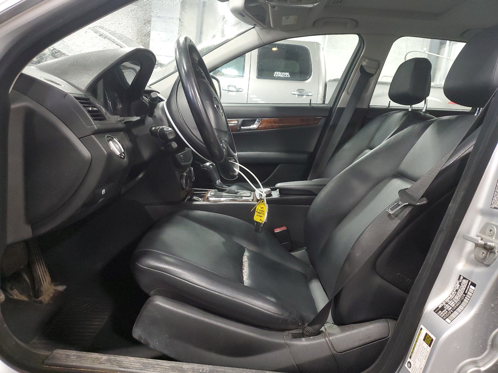 WDDGF81X99R071378 2009 Mercedes-Benz C 300 4Matic