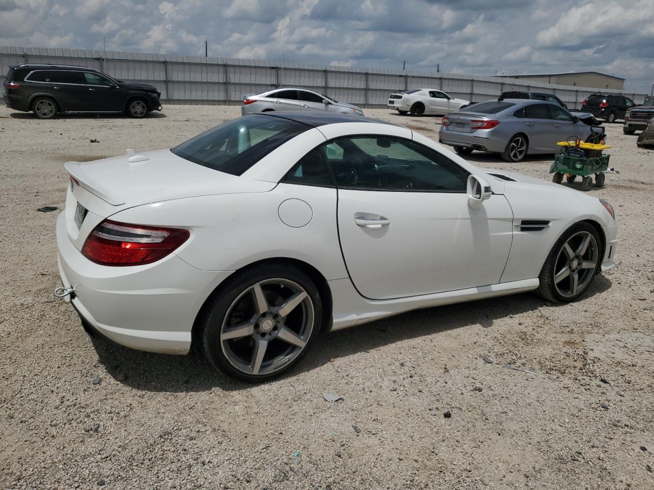 2015 Mercedes-Benz Slk 250 VIN: WDDPK4HA0FF106683 Lot: 63415214