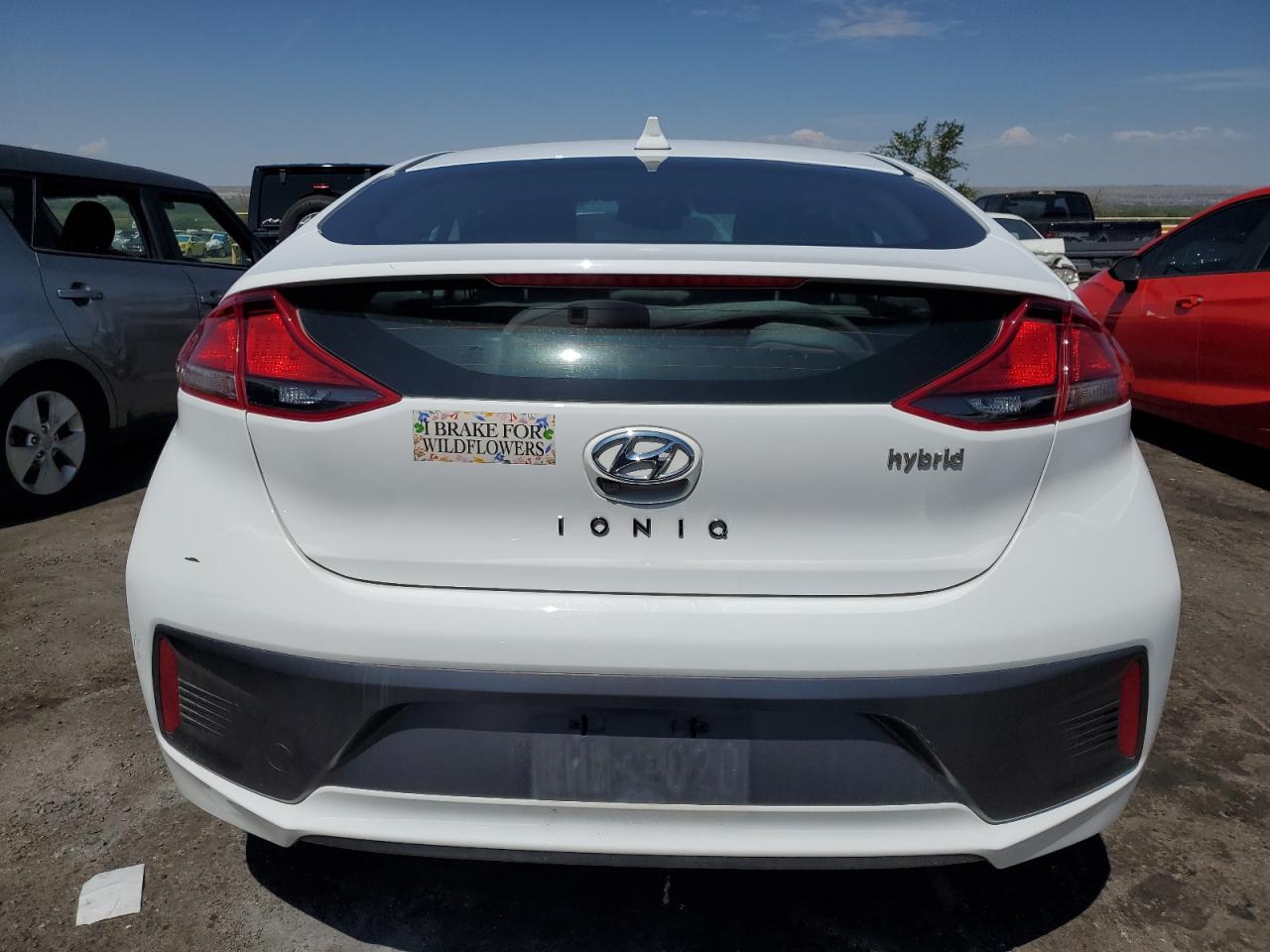 KMHC75LC4MU261122 2021 Hyundai Ioniq Se