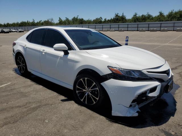 JTNB11HK3J3049402 | 2018 Toyota camry l