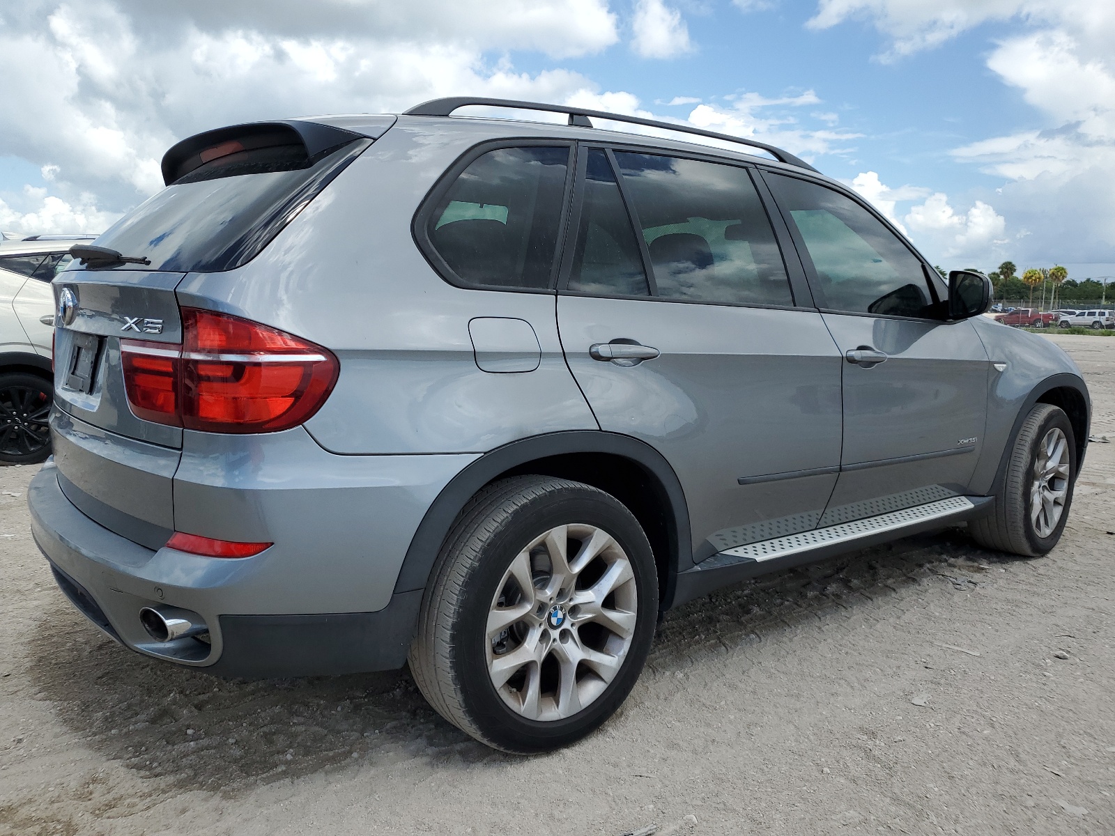 2012 BMW X5 xDrive35I vin: 5UXZV4C55CL751703