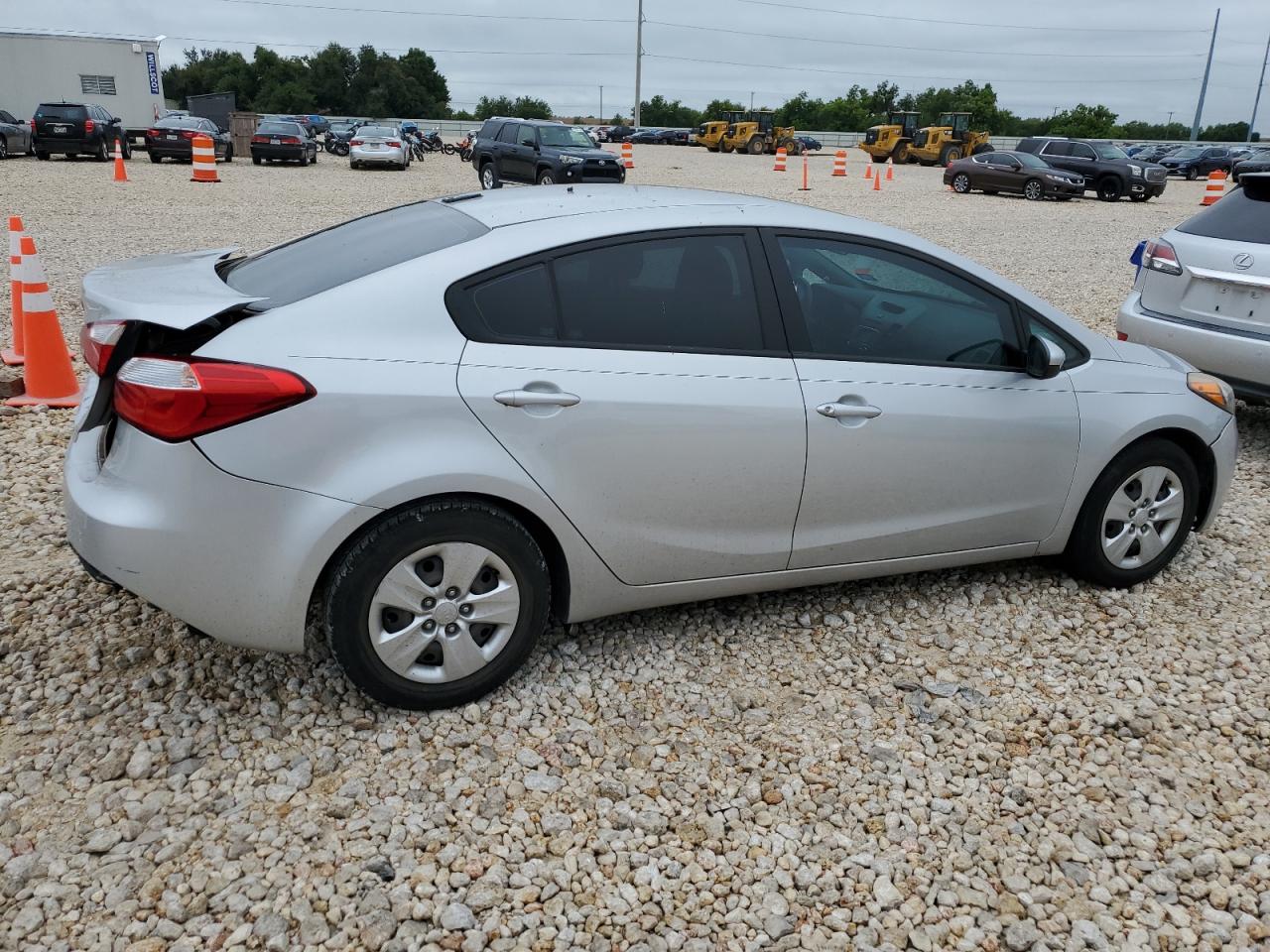 2015 Kia Forte - Image 3