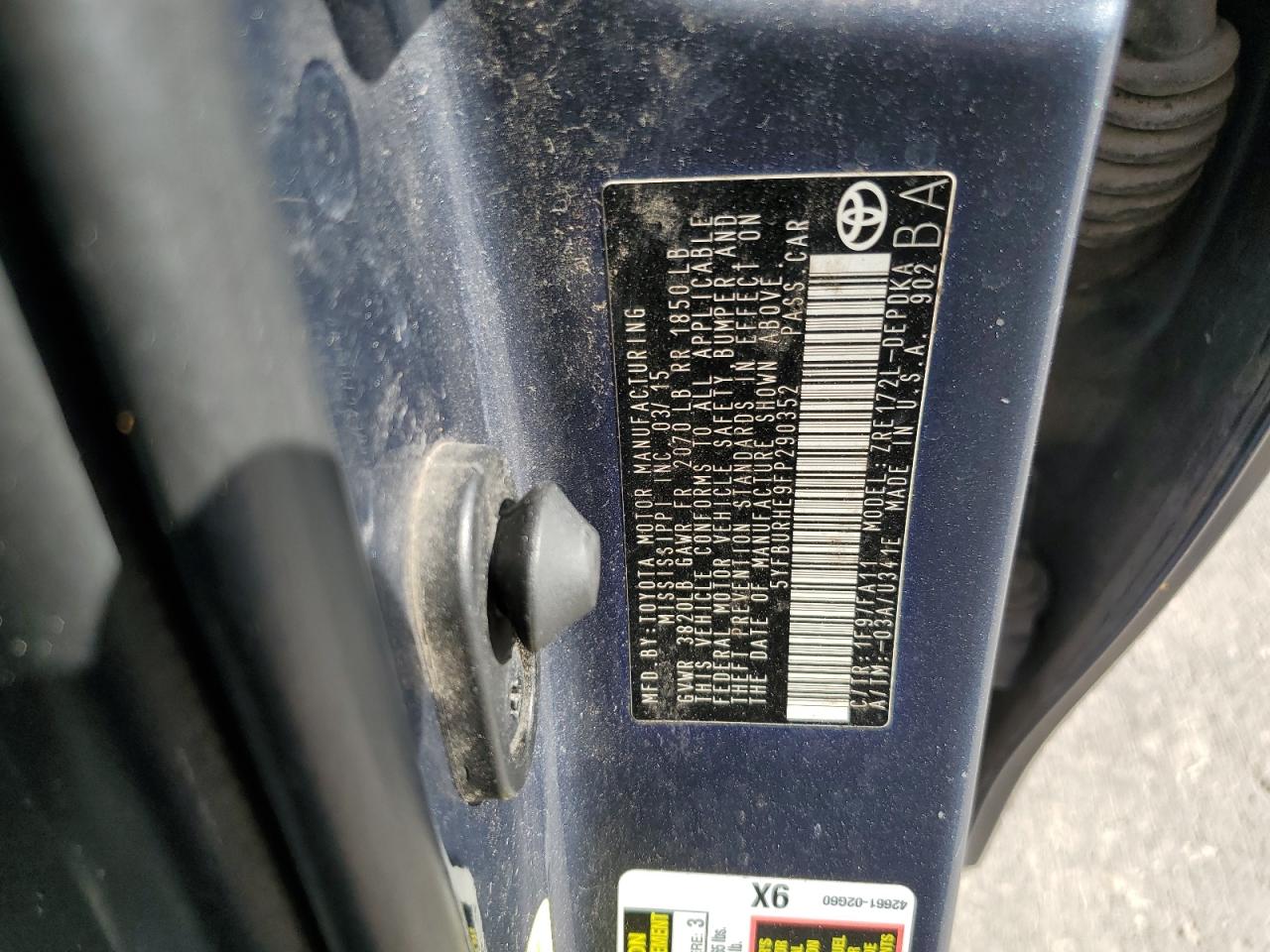 2015 Toyota Corolla L VIN: 5YFBURHE9FP290352 Lot: 64437734