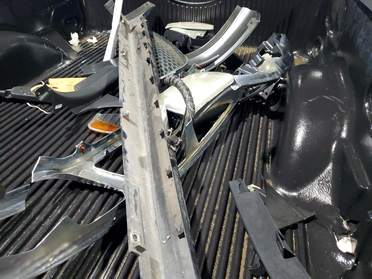 2002 Ford F150 VIN: 1FTRF17202NA75547 Lot: 64600254