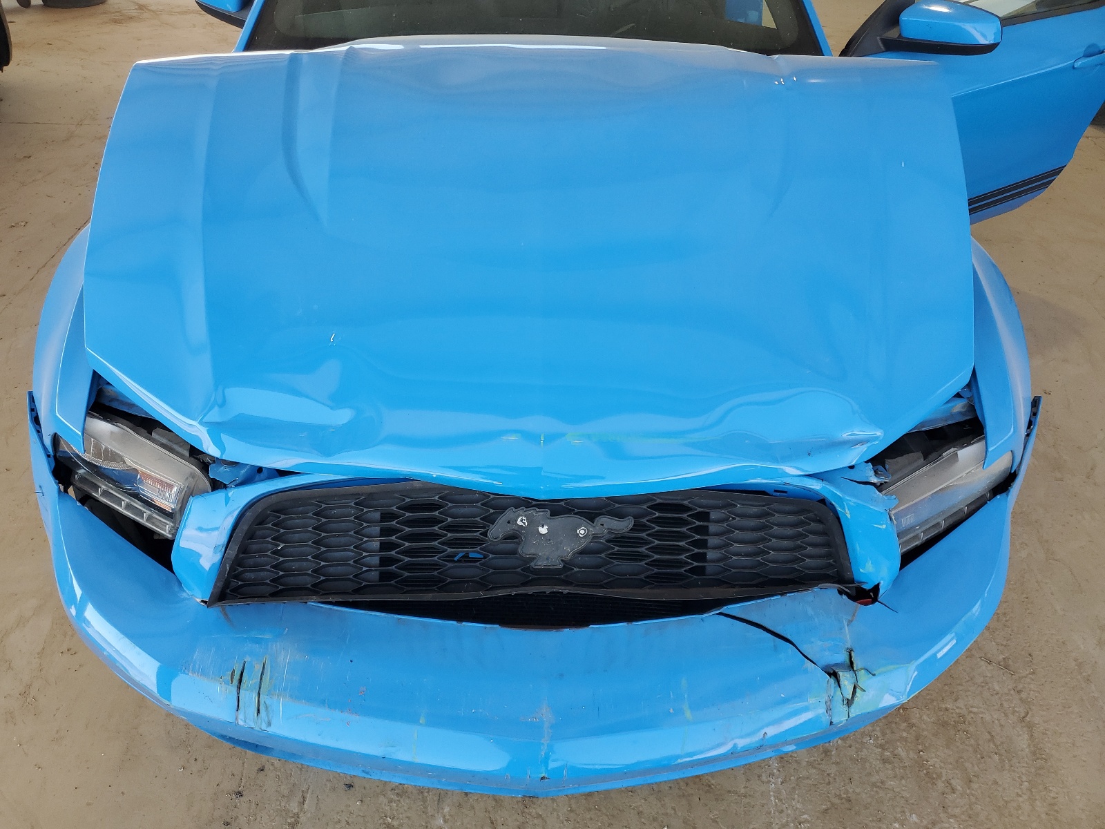 1ZVBP8AM1B5151016 2011 Ford Mustang