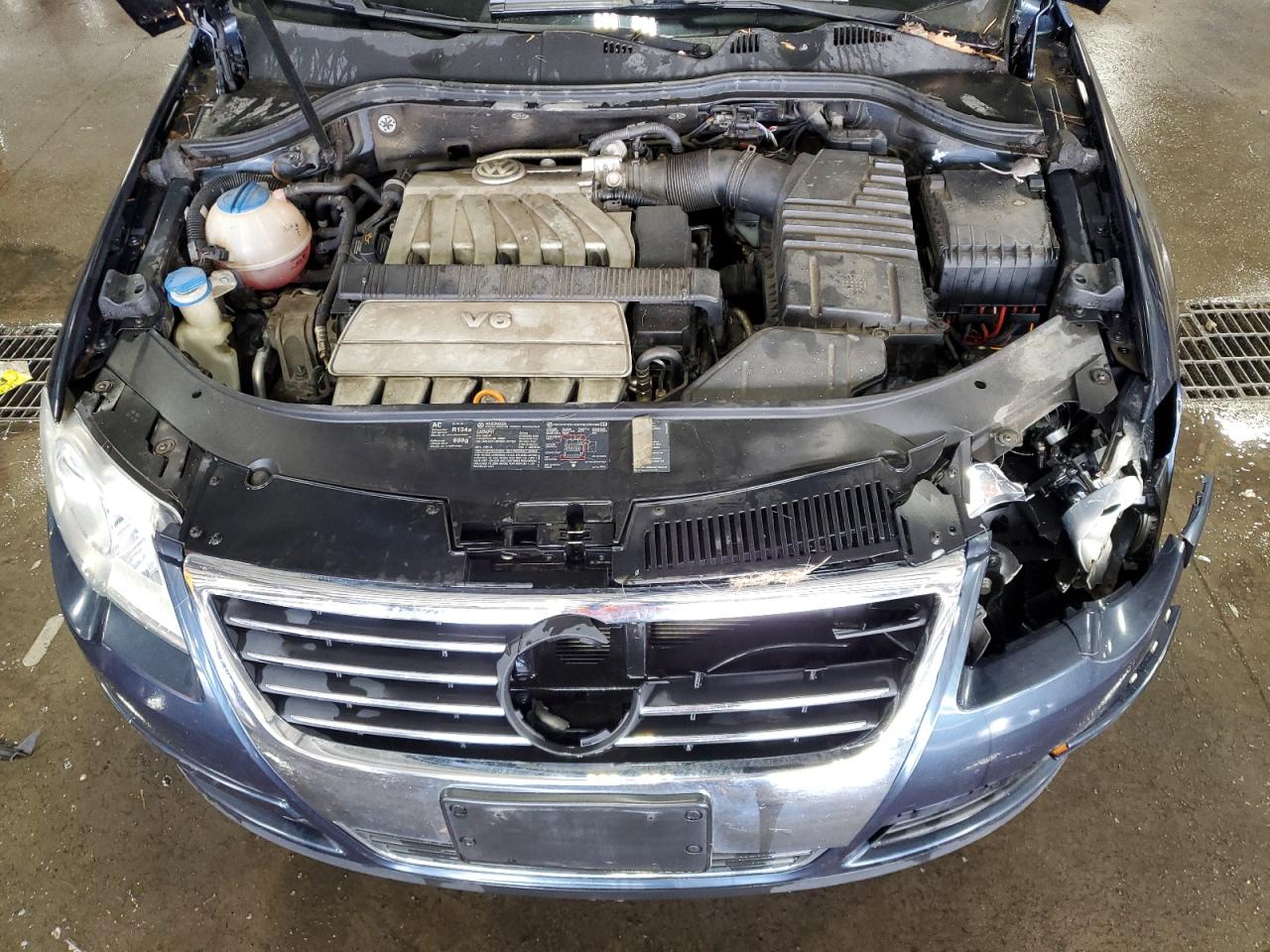 2006 Volkswagen Passat 3.6L Luxury VIN: WVWEU73C96E056605 Lot: 63832544