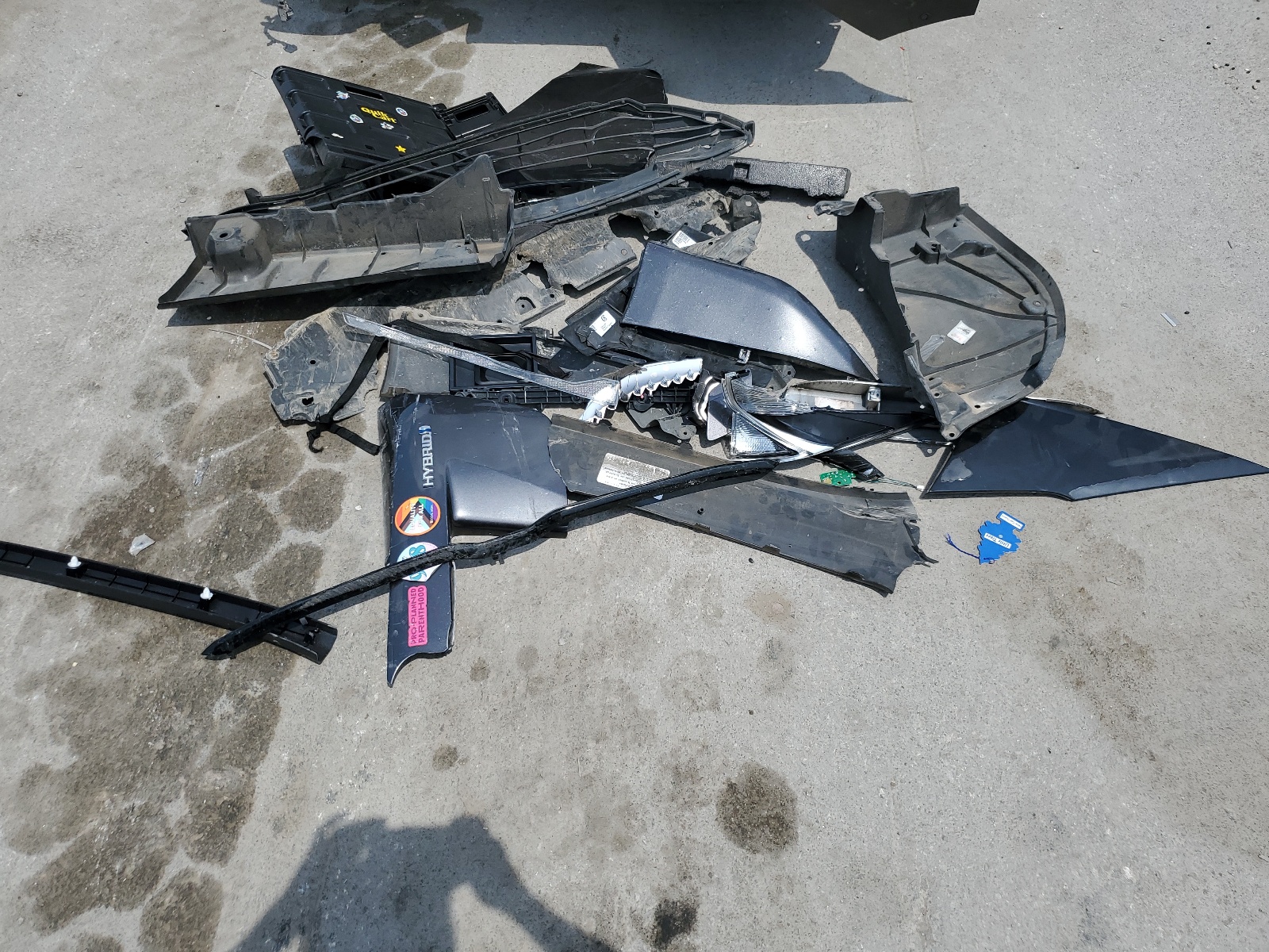 JTDKBRFUXJ3600266 2018 Toyota Prius