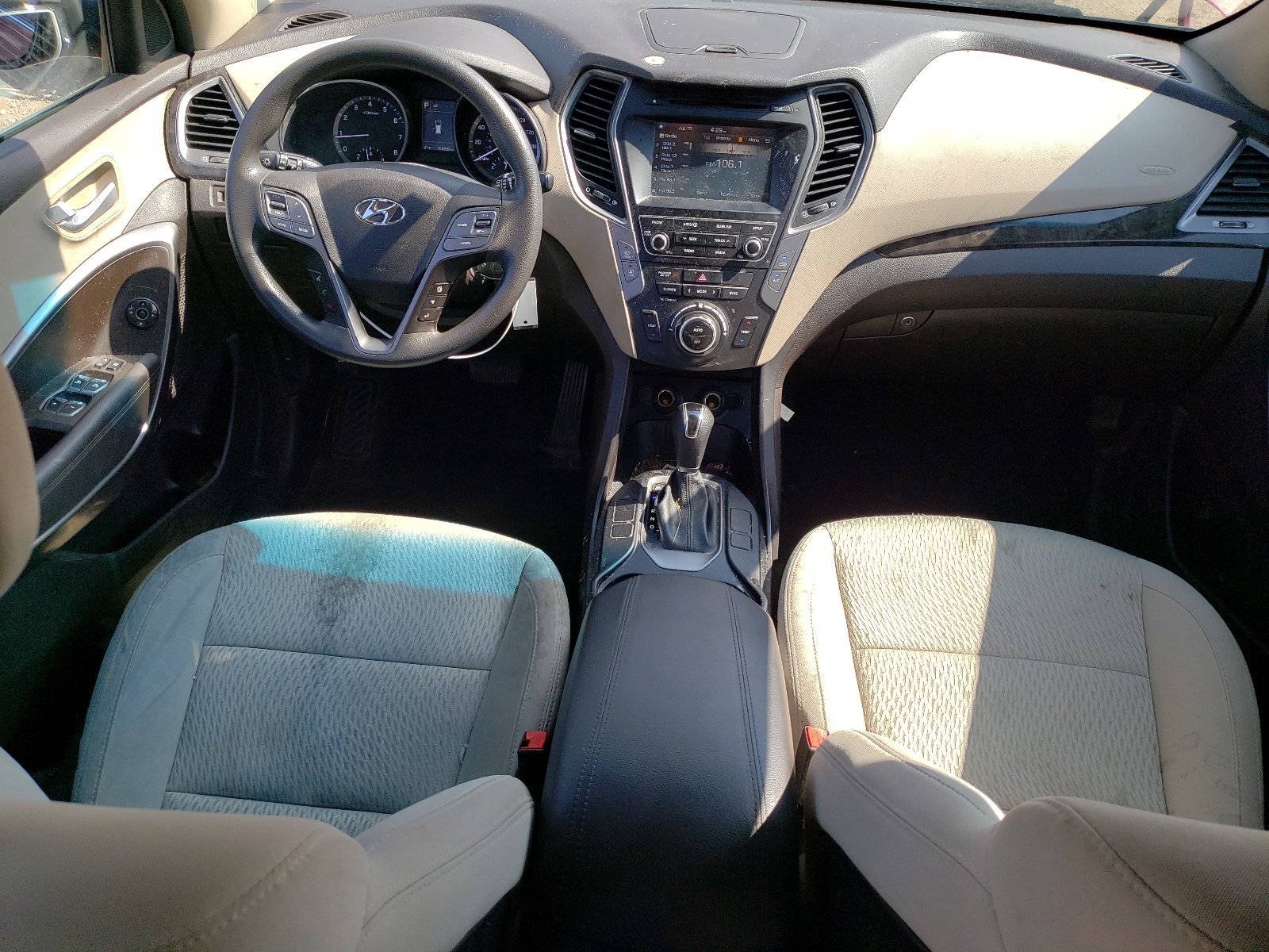 5XYZUDLB2HG480161 2017 Hyundai Santa Fe Sport