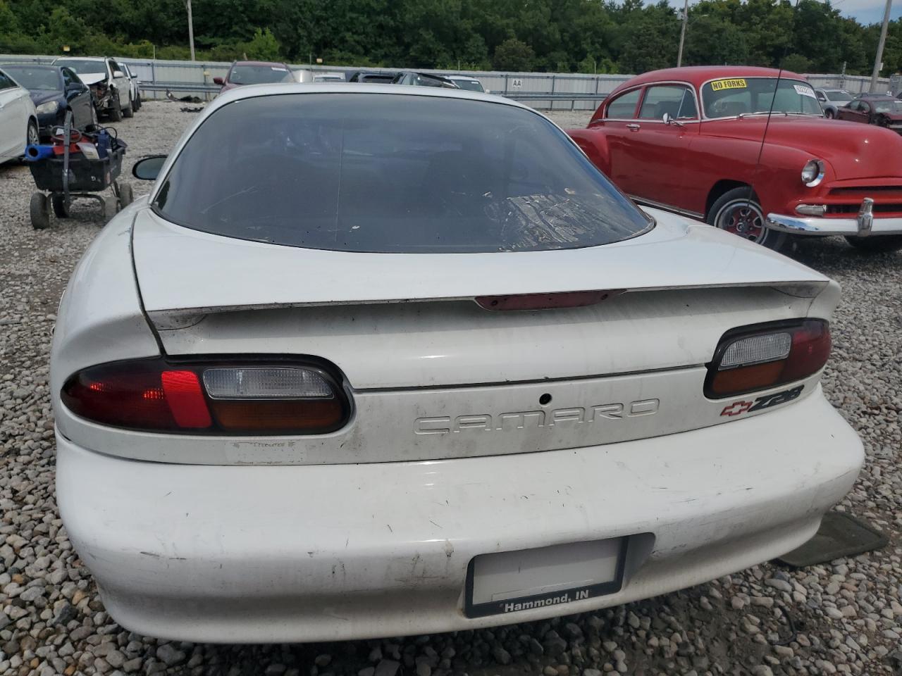 1997 Chevrolet Camaro Base VIN: 2G1FP22K4V2157805 Lot: 63211784