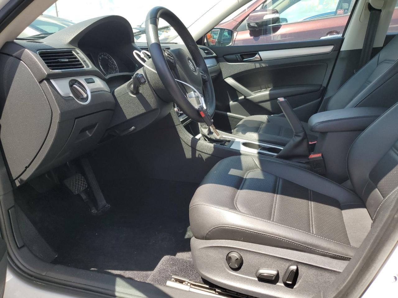 2013 Volkswagen Passat Se VIN: 1VWBH7A33DC111839 Lot: 57472494