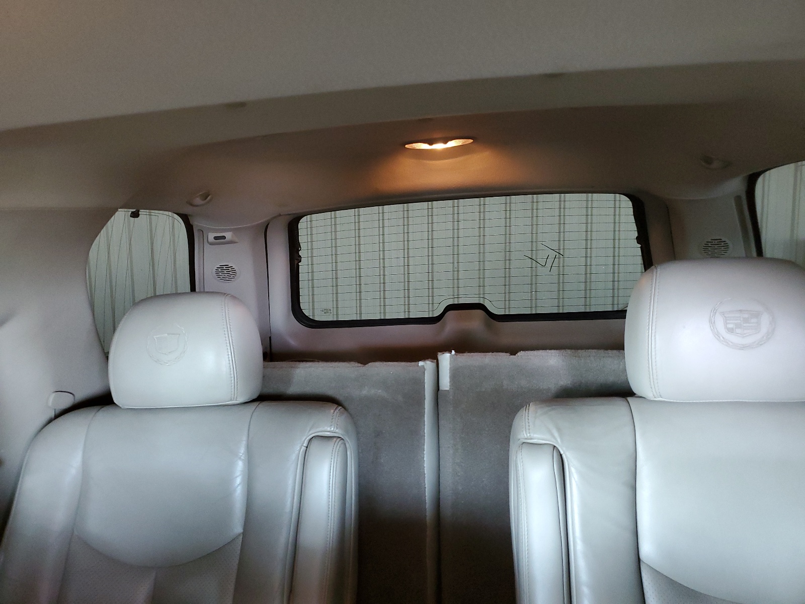 1GYEK63N74R308997 2004 Cadillac Escalade Luxury